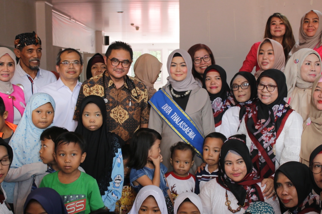 KUNJUNGAN DUTA THALASEMIA IBU YANE ARDIAN